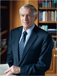Panel Speaker Clark